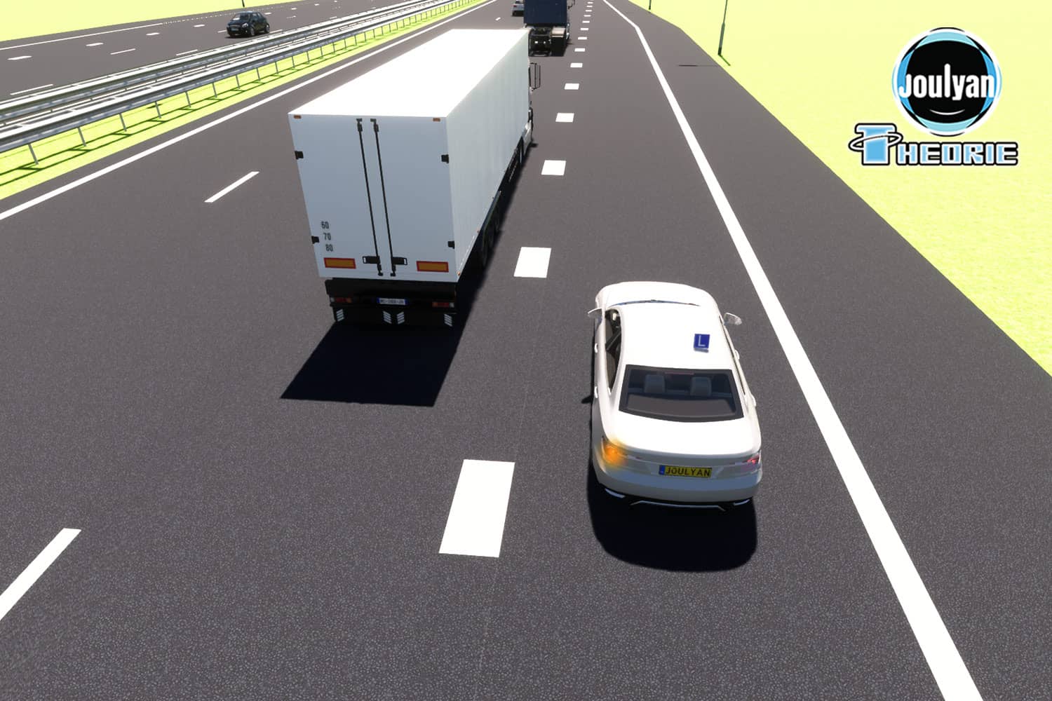 Lesauto op de rechterrijstrook van de snelweg, naast een witte vrachtwagen op de linkerrijstrook.