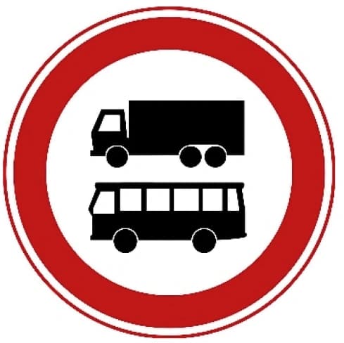 Closed to buses and goods vehicles