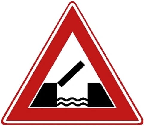 Opening bridge