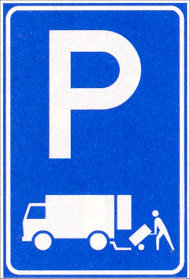 Space for immediate loading and unloading of goods