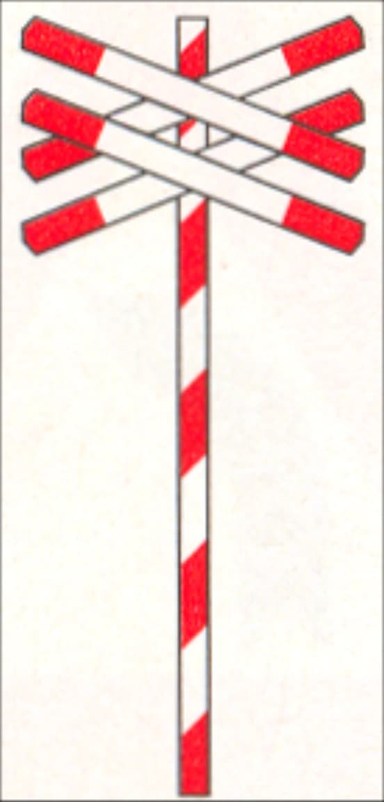 Level crossing with two or more tracks