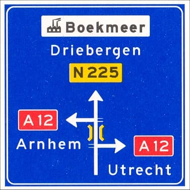Advance direction sign on a non-motorway